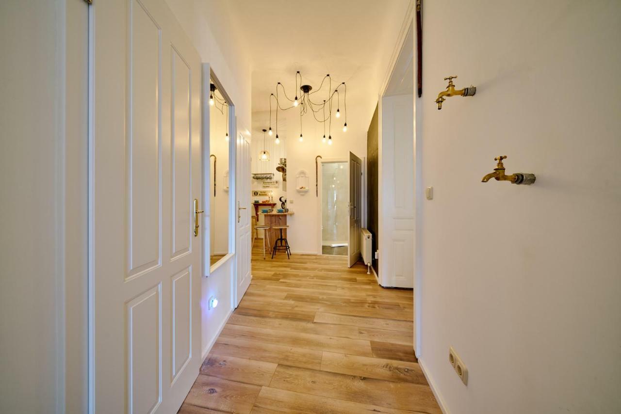Leuhusen Collection Vienna, Appartement Wenen